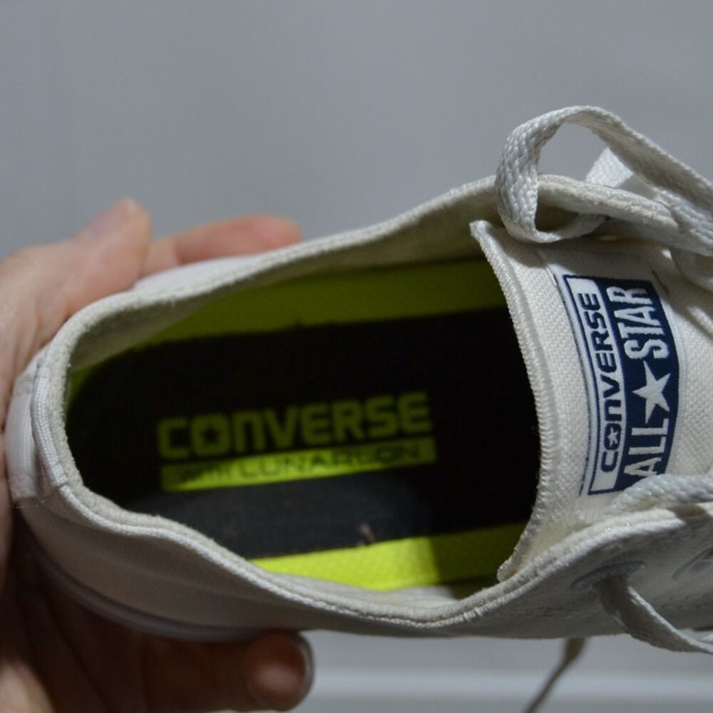 Converse All Star Chuck Taylor Unisex White Sneakers Men's 6.5 Woman's 8.5 - Picture 8 of 9